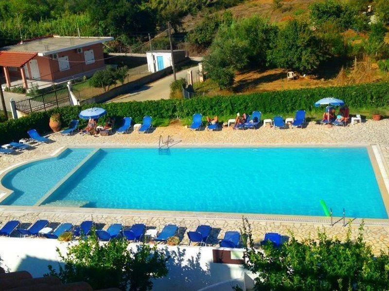 Bruskos Hotel Agios Georgios  ภายนอก รูปภาพ